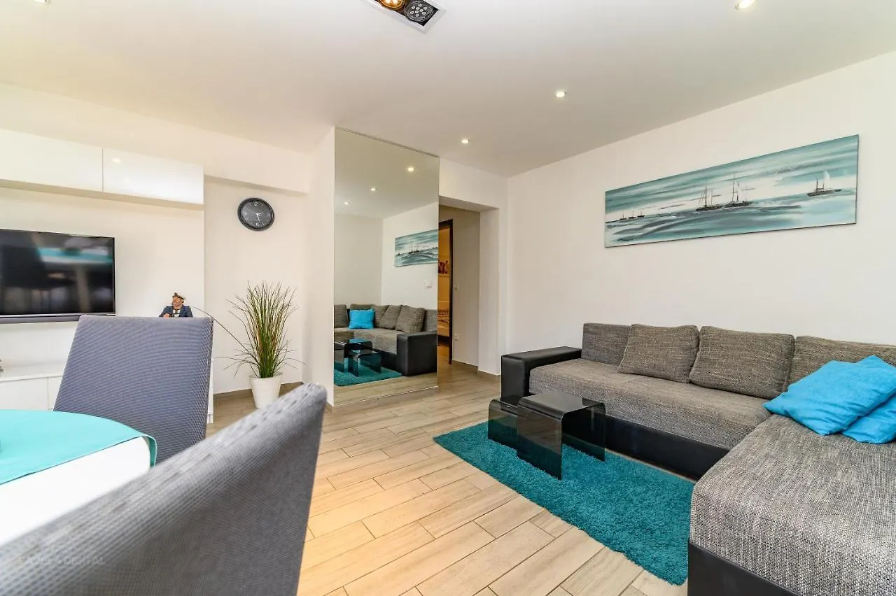 Apartments Maksim And Timon Krk Town